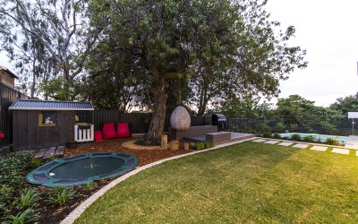Outdoor area by GH Landscapes